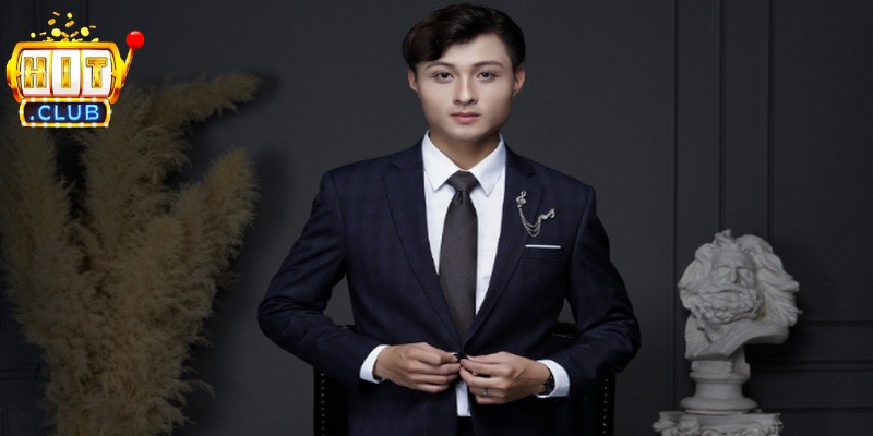 Võ Quang Huy là người đồng sáng lập và CEO của HitClub